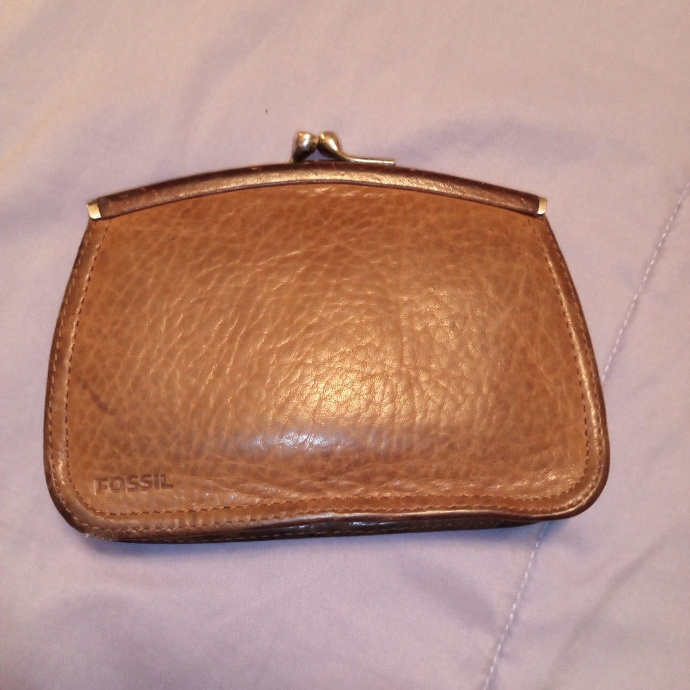 Fossil wallet